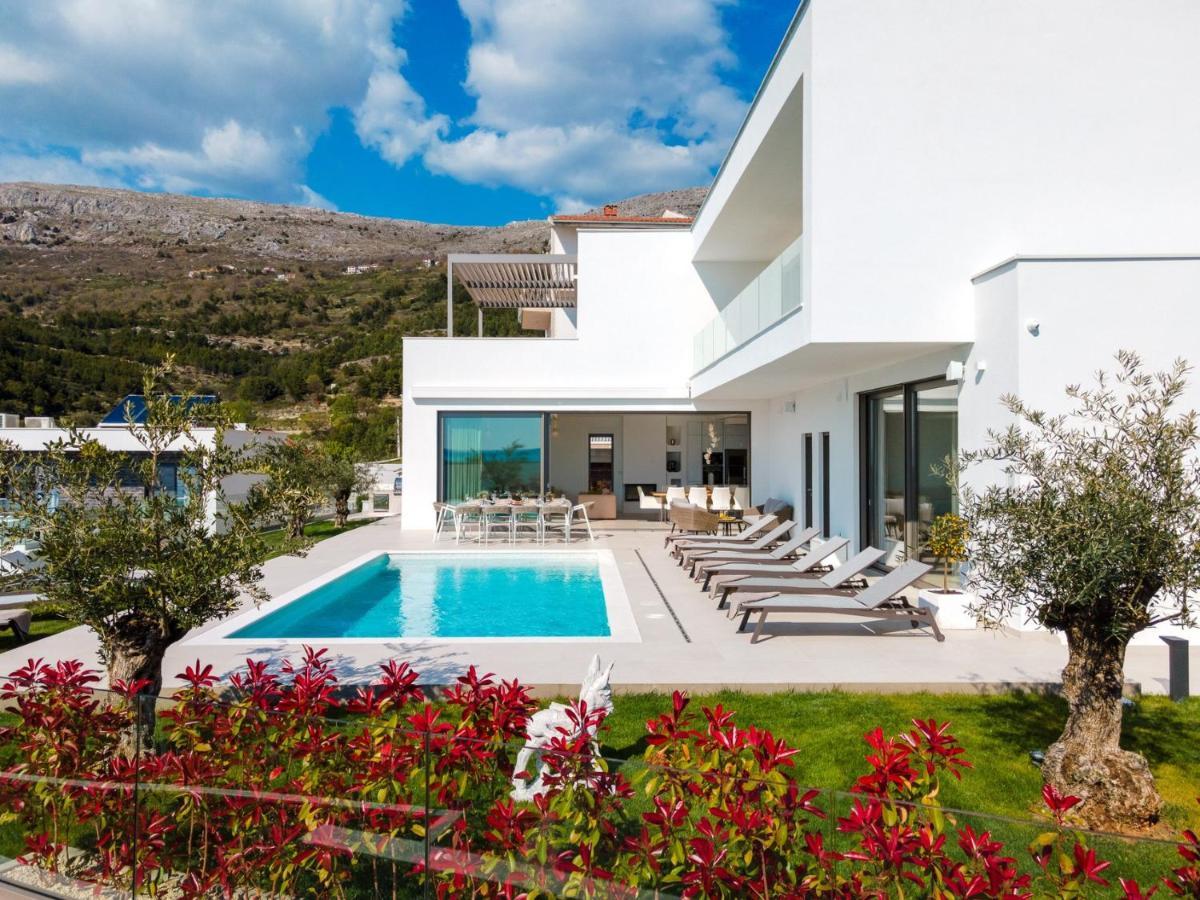 Beautiful Villa Elea In Dalmatia Podstrana Exterior foto